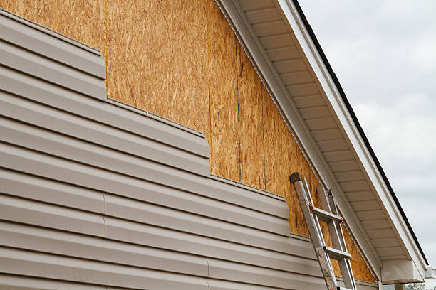 24/7 Emergency Storm Damage Siding Repair experts in Clarksville, TN